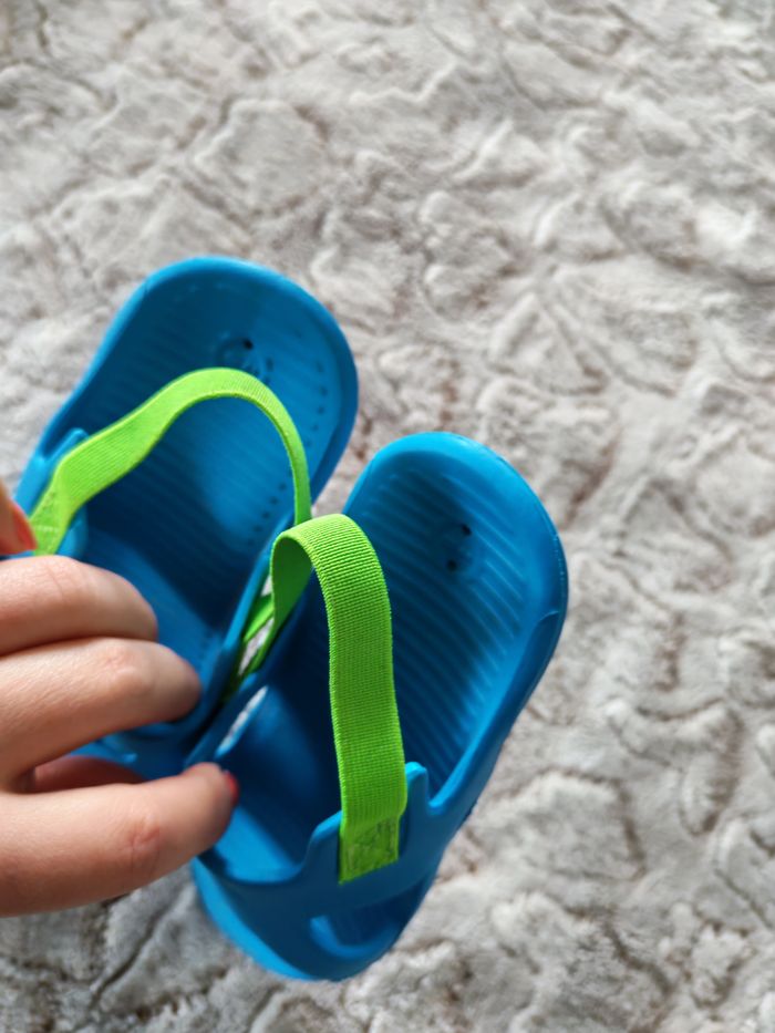 Chaussures Sandales Piscine Enfant SLAP 100 BASIC Bleu Vert - photo numéro 6