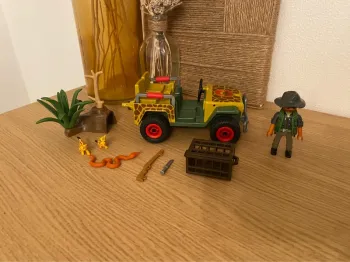 Voiture explorateurs et bébés guépards Playmobil