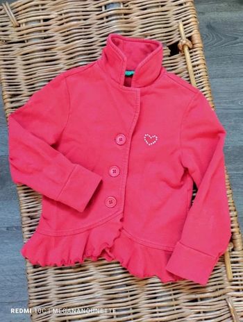 🎀 Blazer Rouge à Volants – Benetton – Taille 3 Ans – Élégant & Tendance