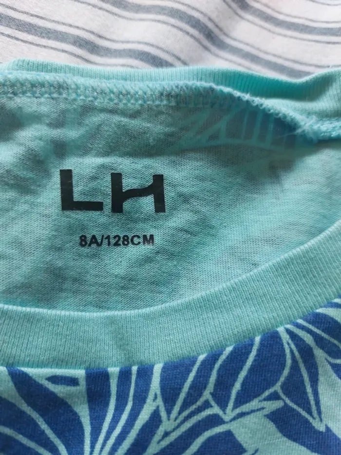 Lot de 2 tee-shirts sans manches 8 ans - photo numéro 5