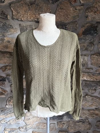 Pull en maille kaki ajouré