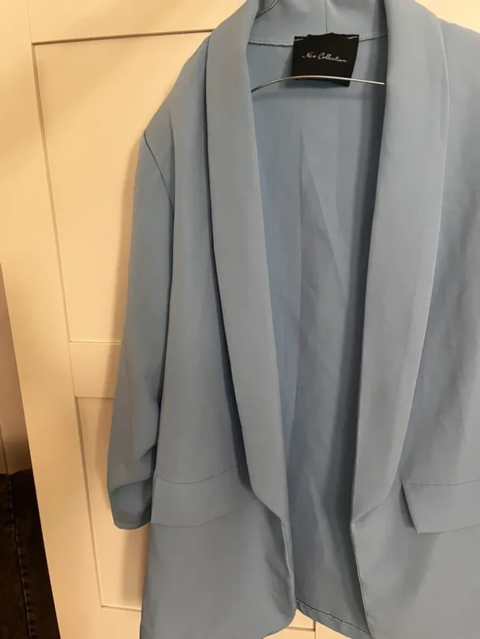 Ensemble bleu clair short et veste - photo numéro 9