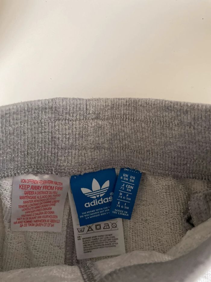 Jogging gris adidas - photo numéro 3