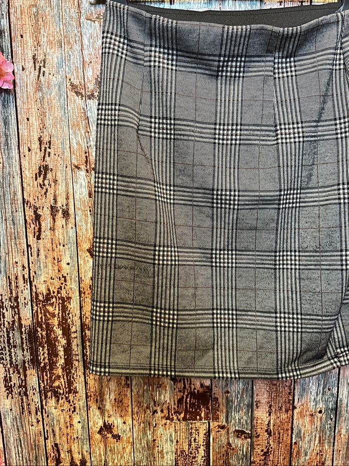 Jupe Kiabi taille XS - photo numéro 2