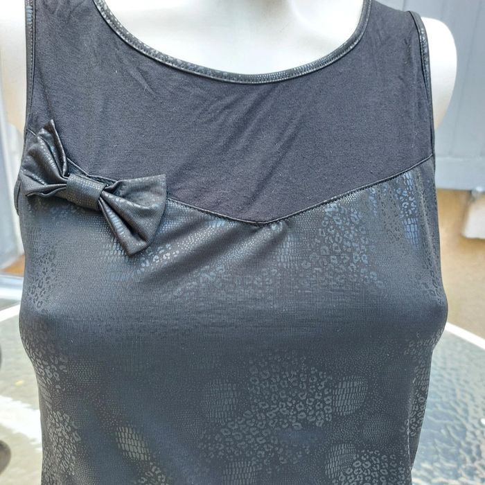 Joli top taille S - photo numéro 2