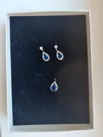 Coffret bijoux boucles d'oreilles avec pendentif
