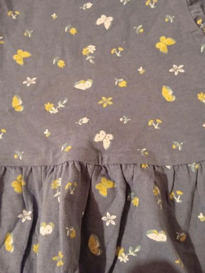 Robe fleurs papillons - photo numéro 2