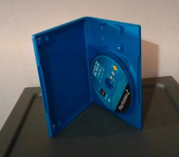 Jeu video pour PlayStation 2 / PS2 Le monde des bleu