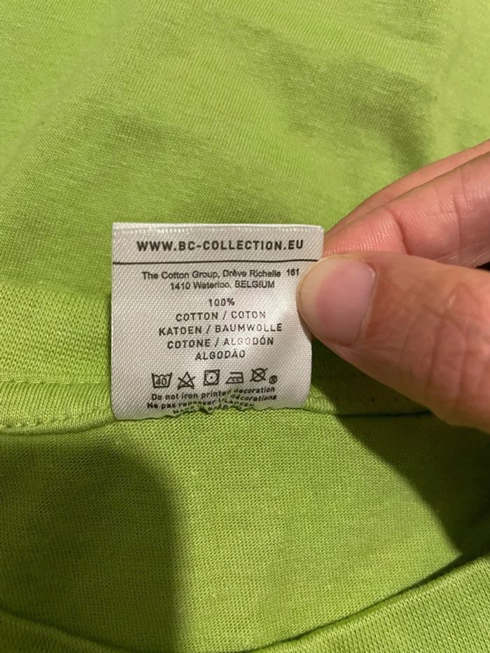 T-shirt à manche courte vert olive col rond écriture noir neuf Le petit marseillais taille L - photo numéro 6