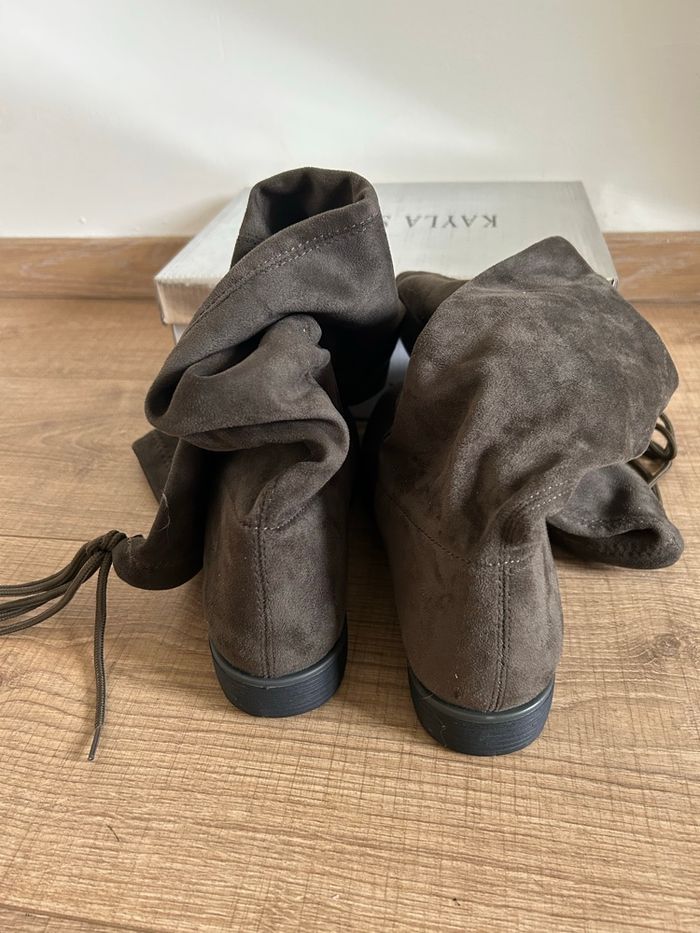 Bottes chaussettes plates neuves Kayla Shoes pointure 37 - photo numéro 4