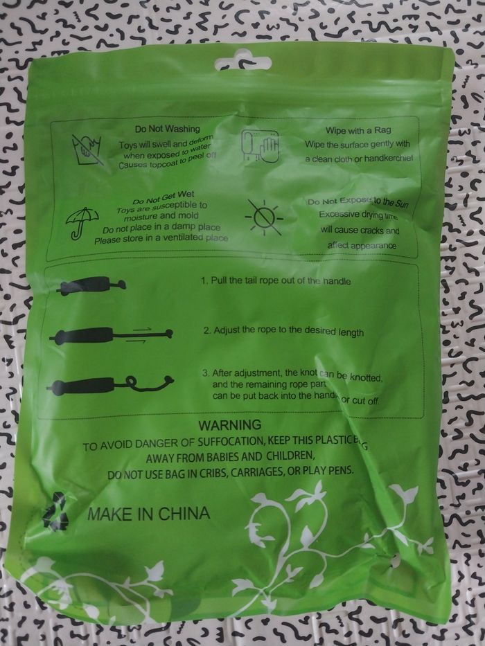 Corde à sauter longue multicolore – poignée bois