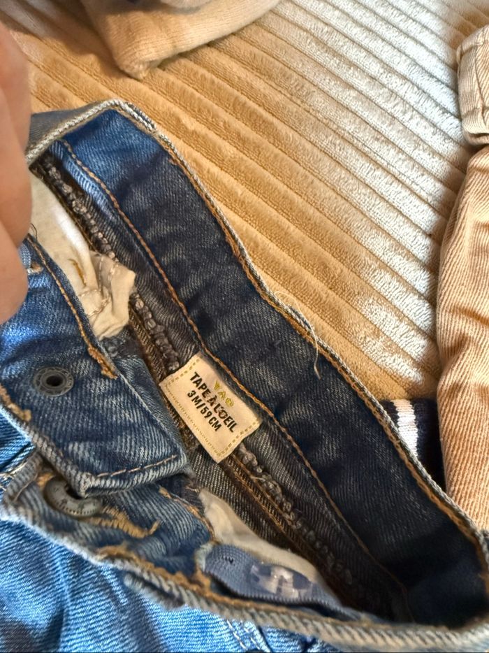 Lot 2 jeans et 1 pull - photo numéro 6