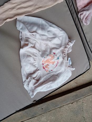 Pull joli cœur tape a l'oeil 3 mois