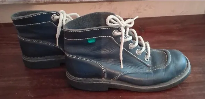 Chaussures Kickers taille 35 - photo numéro 3