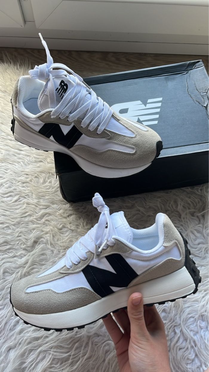 New Balance 327 - photo numéro 2