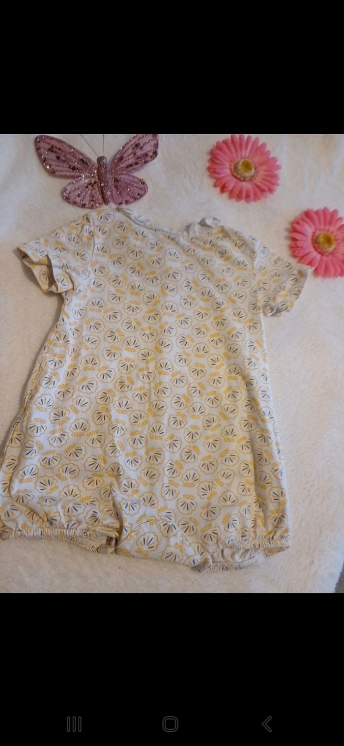 Combinaison d été bébé taille 6 mois - photo numéro 4