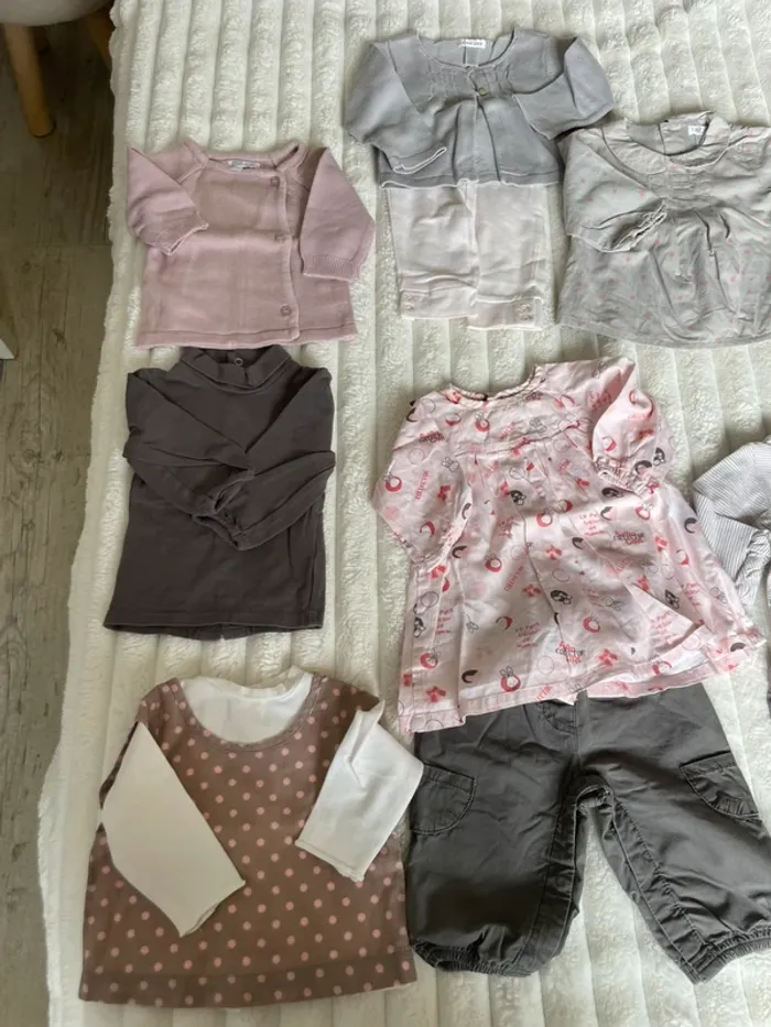 Lot 17 articles filles 3 mois - photo numéro 4