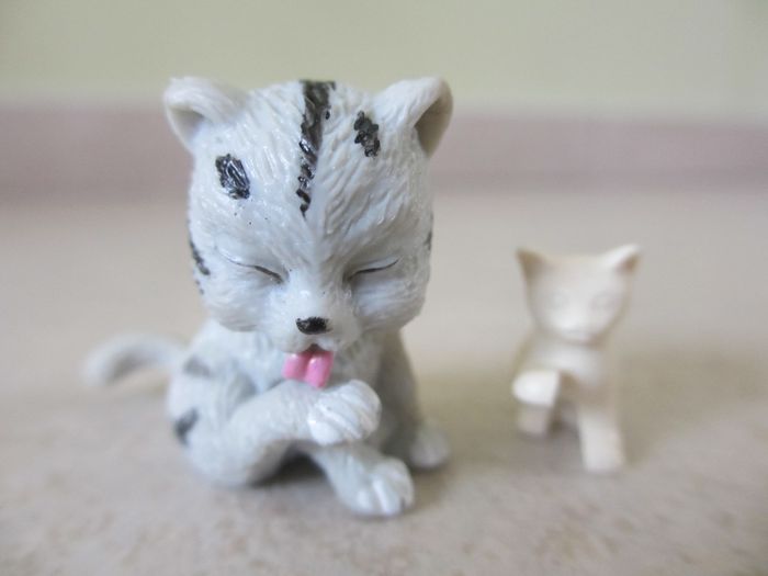 Lot de 20 figurines variées en plastique - photo numéro 9