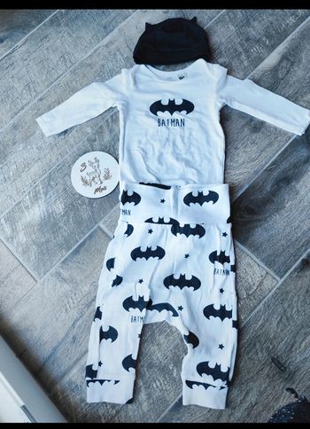 Magnifique ensemble Batman avec petit bonnet 🤟