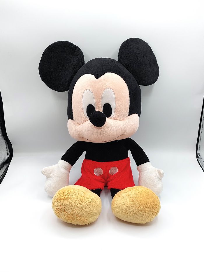 Grande peluche souris Mickey 50 cm Disney Nicotoy rouge noir jaune doudou