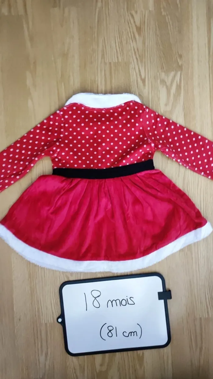 Robe de Noël  taille 18 mois - photo numéro 4