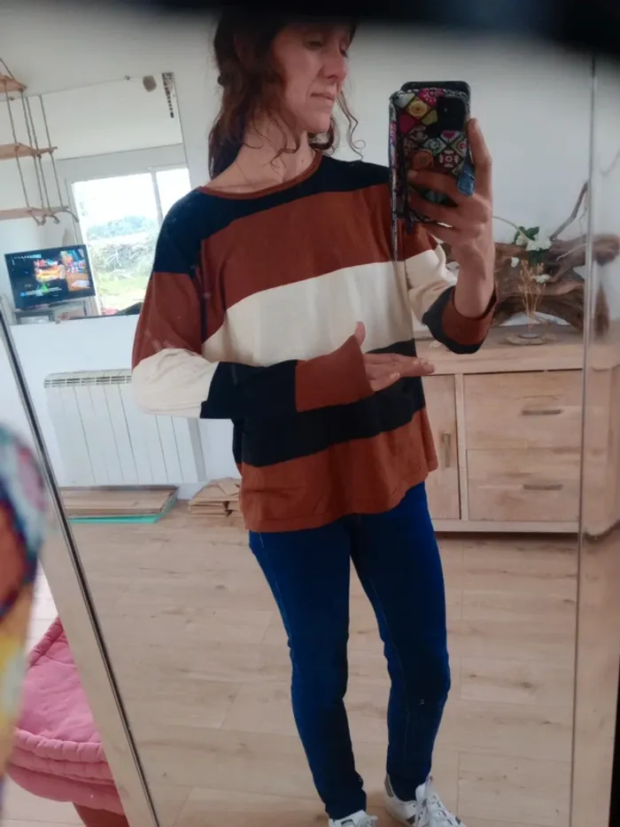 Pull / Sweat femme M à rayures larges c87 - photo numéro 9