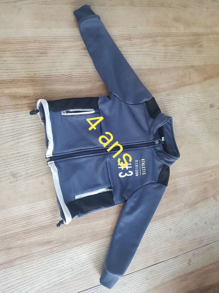 Veste jogging 4 ans
