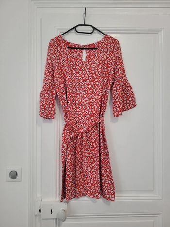 Robe fluide rouge à fleurs Tissaia T38