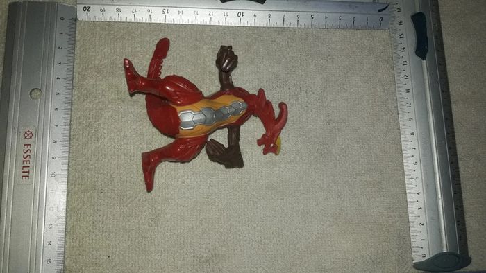 Figurine du dessin animé Bakugan Dragon Rouge - photo numéro 3