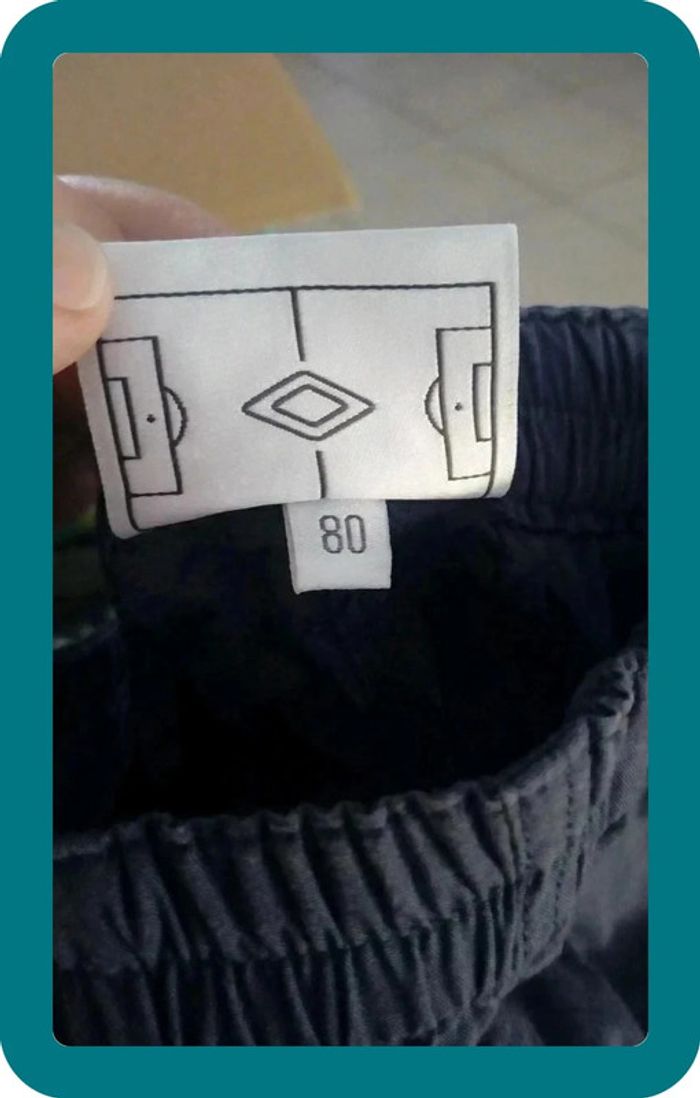 Short Umbro 18 mois - photo numéro 3