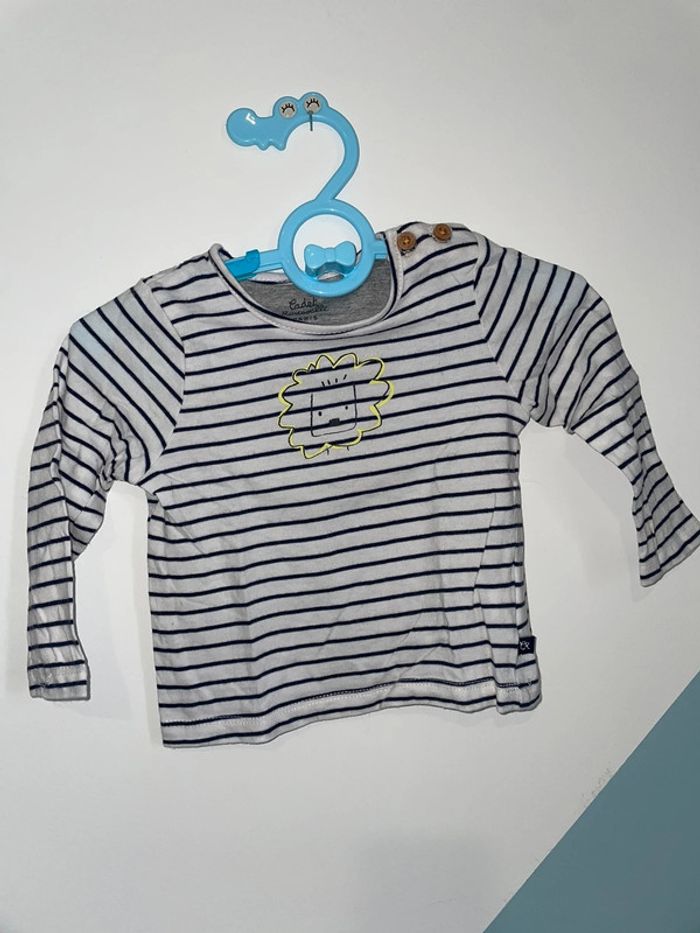 TEE shirt