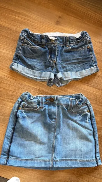 Un short/une jupe tape à l’œil 3 ans