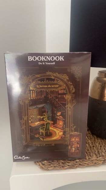 Book nook
