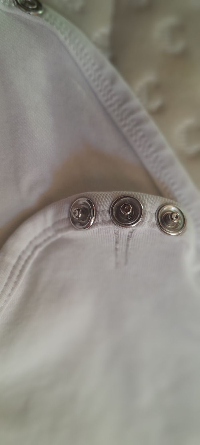 1 body - photo numéro 2