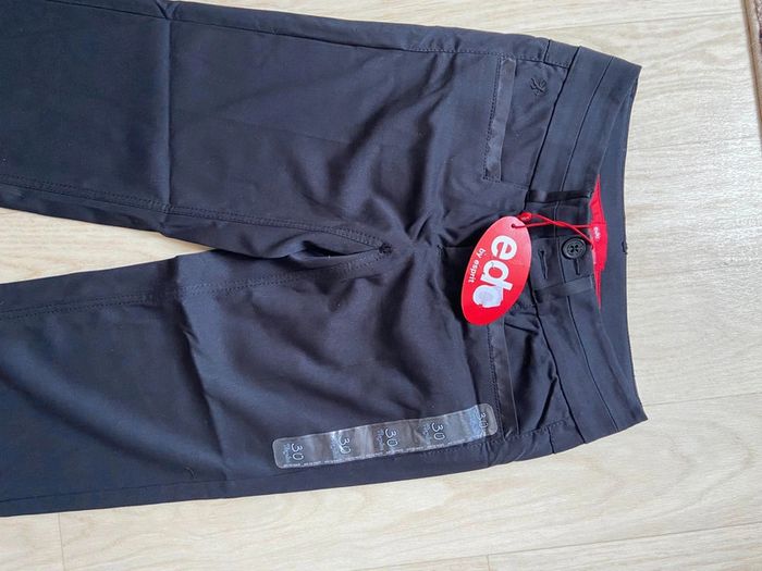 Pantalon noir - photo numéro 3