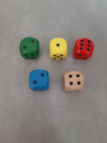 Lot de 5 dé