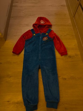Pyjama mario