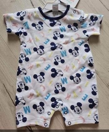 Combinaison 3mois mickey