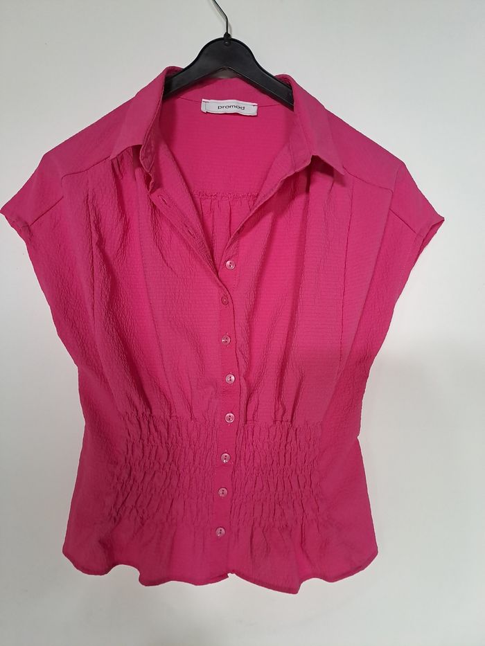 Blouse rose fushia en seersucker sans manche