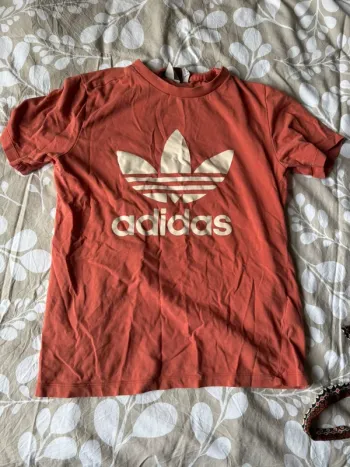 T-shirt manches courtes adidas rose