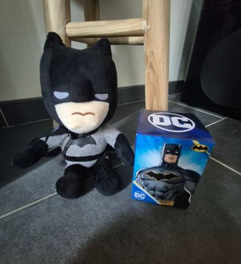 Peluche Batman avec Figurine