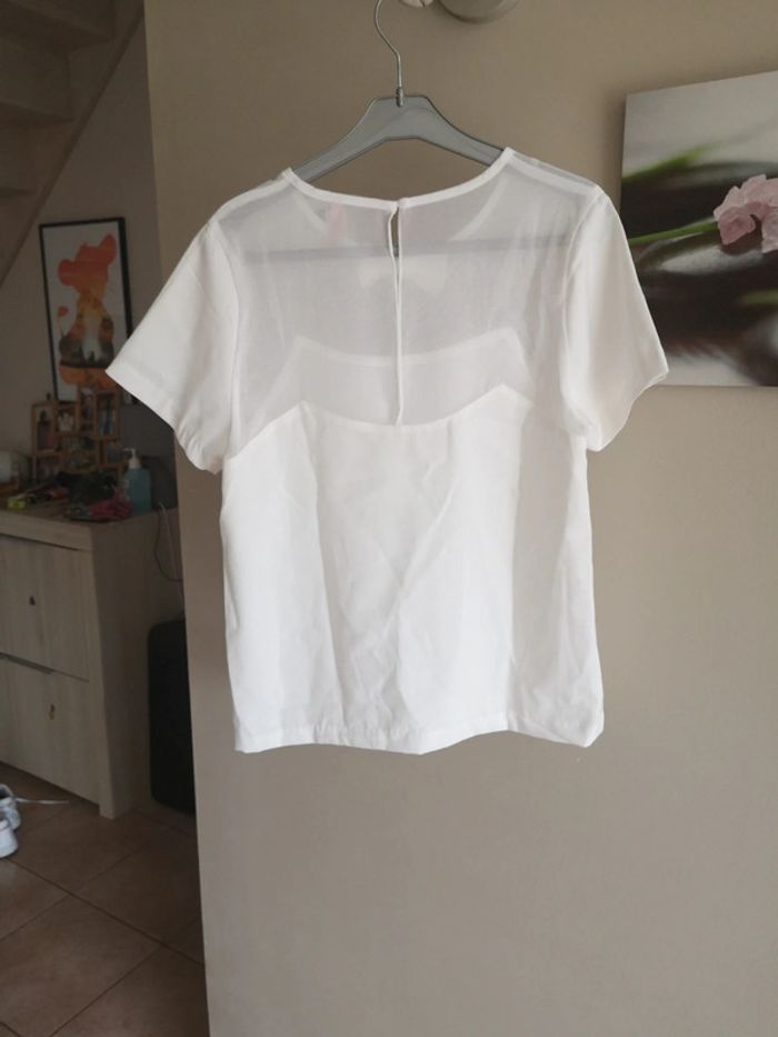 Tee shirt blanc taille M/L - photo numéro 2