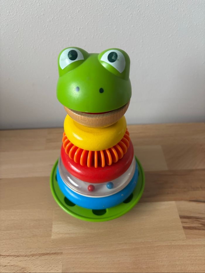 Grenouille à empiler