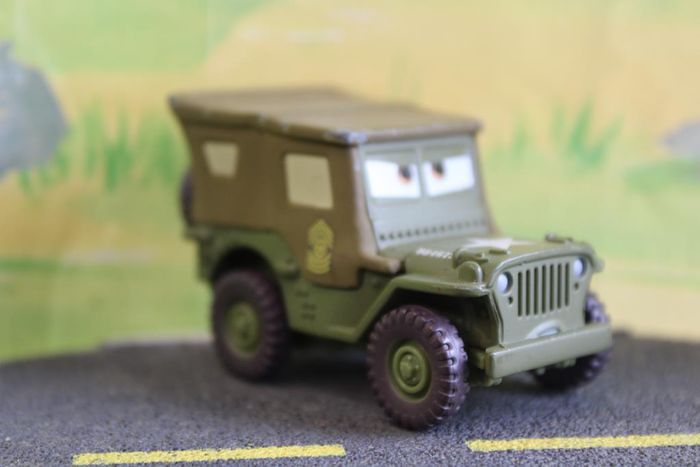 Disney Pixar cars Sarge - photo numéro 7