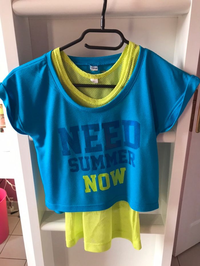 T shirt avec débardeur