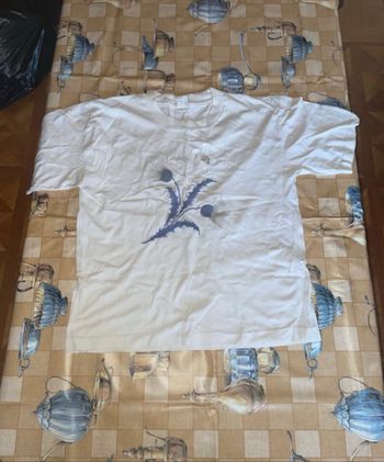 Tee shirt brodée
