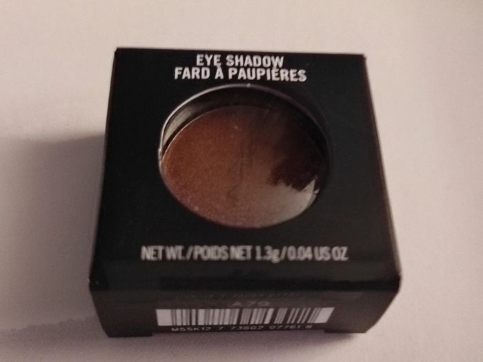 Lot MAC Valeur totale : 51 € - Rouge à lèvres et Fard à paupière - Lipstick & Eye shadow - photo numéro 2