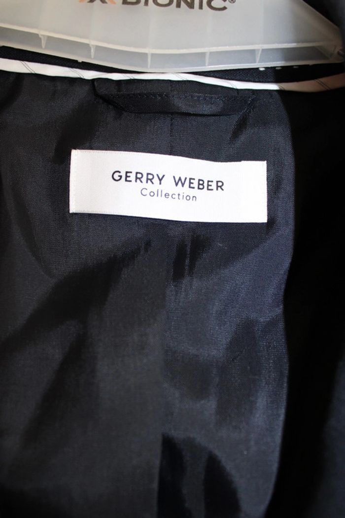 veste blazer chic coupe légèrement cintré  marque gerry weber taille indiquée 38 peut aller a un 40 - photo numéro 3