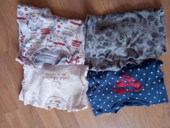 Lot 4 pyjamas