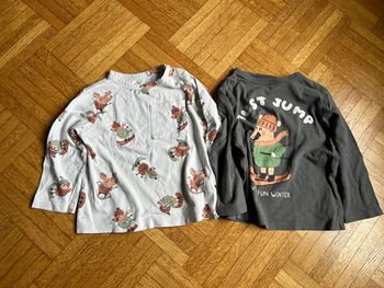 Lot 2 t-shirt imprimés Noël hiver 23 mois